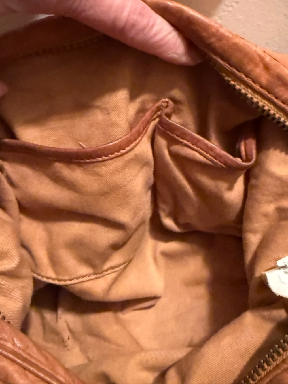 Cynthia Rowley Tan Leather Shoulder Hobo Bag EUC - Picture 11 of 11